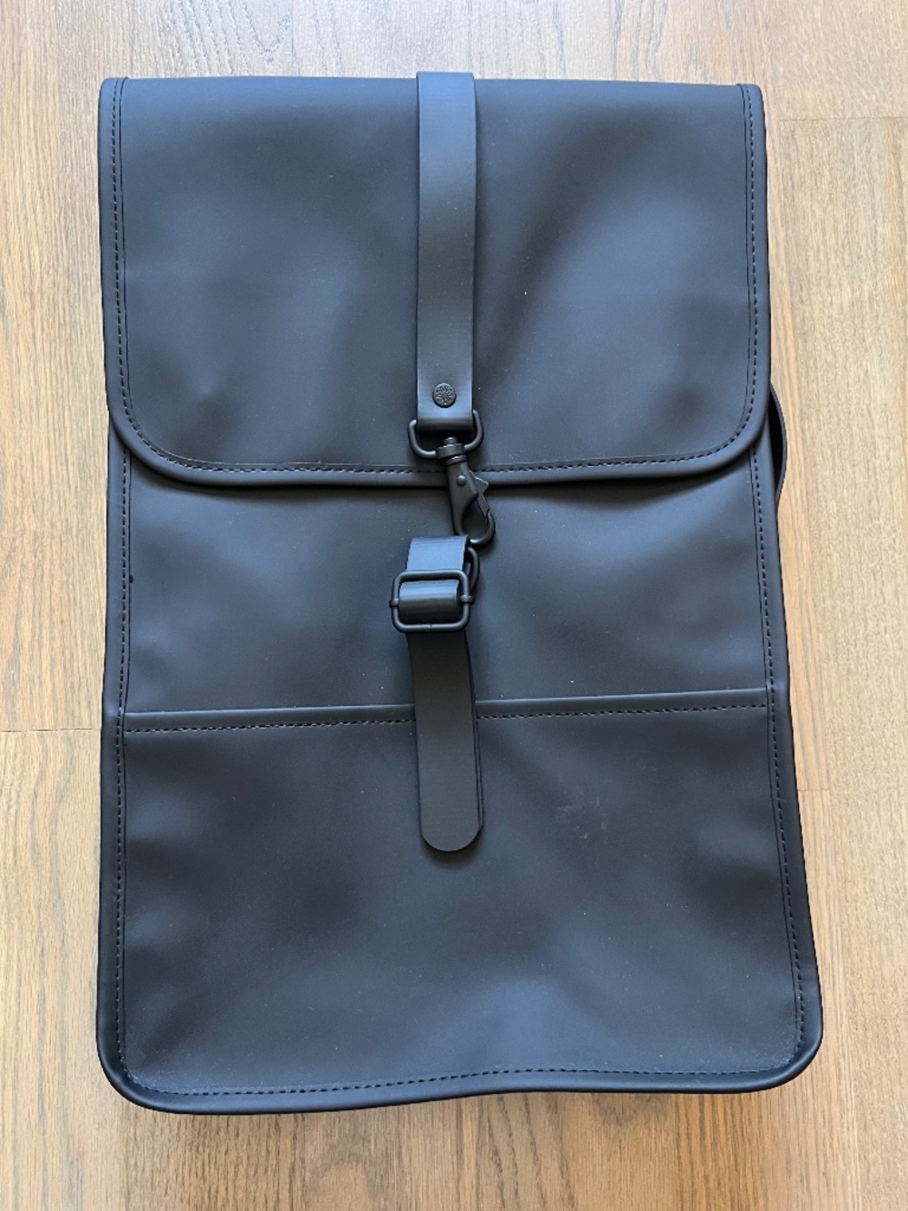 Rails Black Backpack Lightweight Everyday Bag